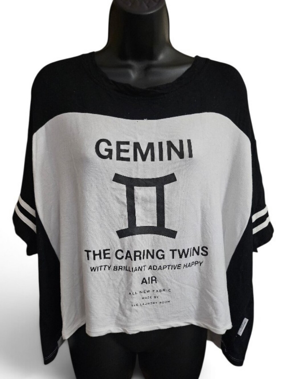 Oversized Gemini - The Twins Black/White Casual Tee